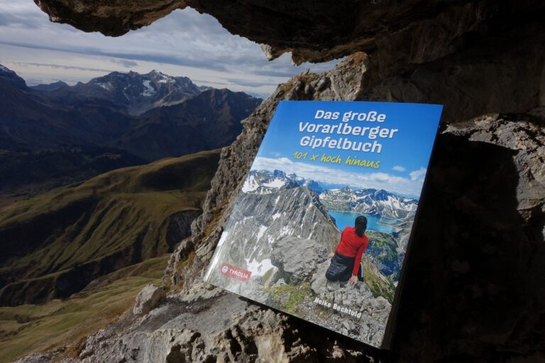 Das große Vorarlberger Gipfelbuch Foto Peter Backé