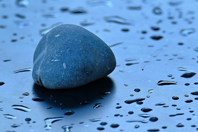 Lücken schließen. Foto: Patareda, Pixabay
