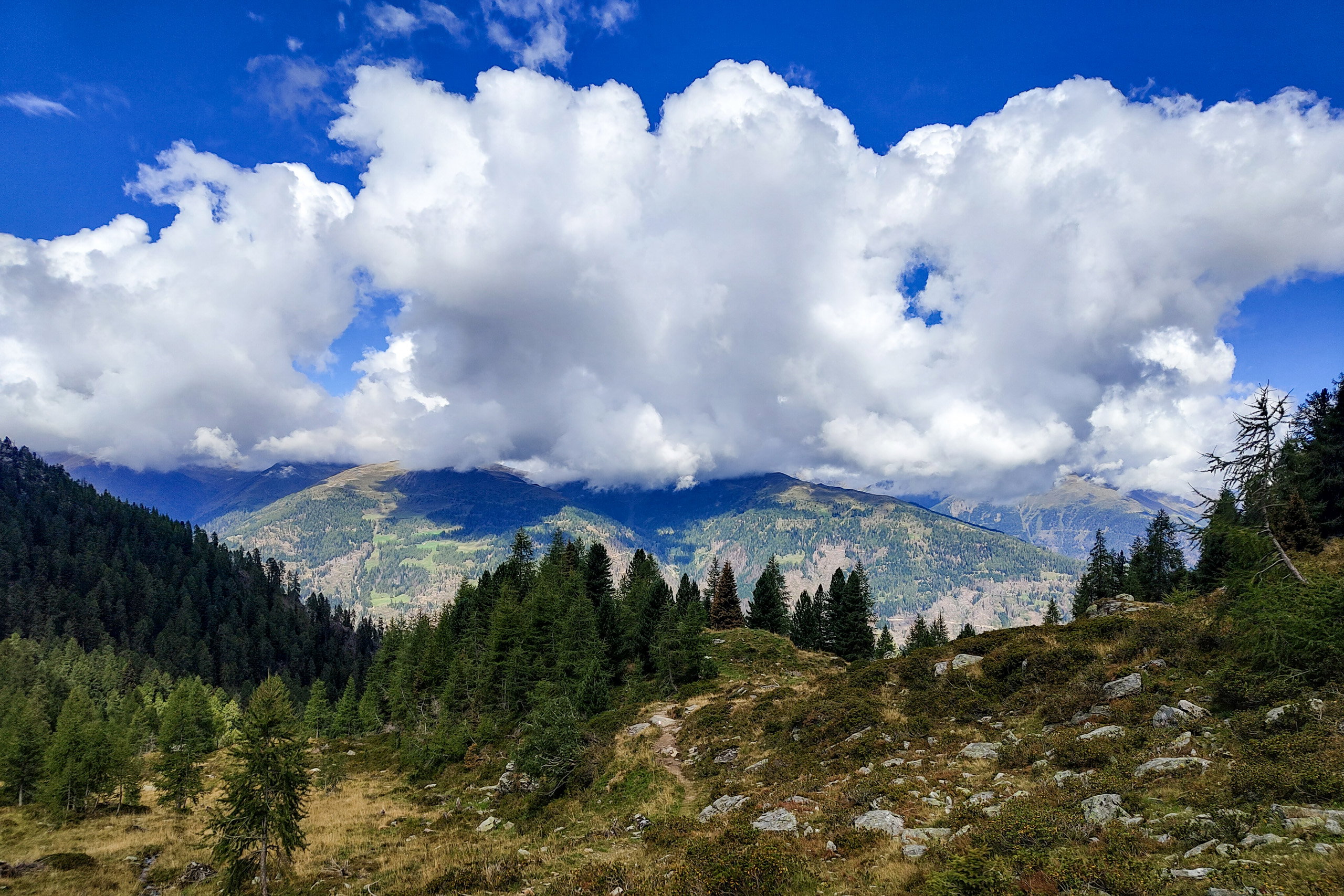 Aufsteigende Wolken. Foto: Simon Widy