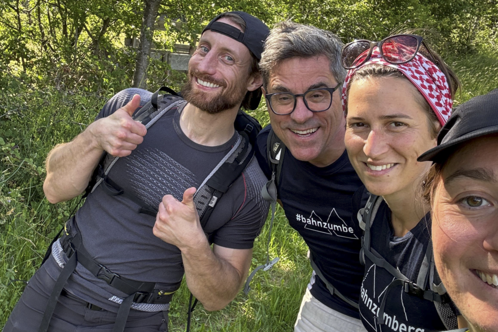 Teamfoto Bahn-zum-Berg-Gespräche. Foto Tina Neubauer